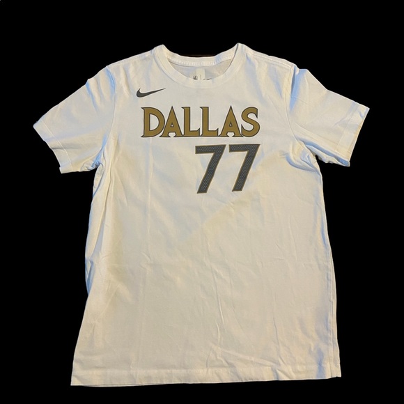 Nike Other - Nike Dallas Mavericks Doncic Tee Size M
